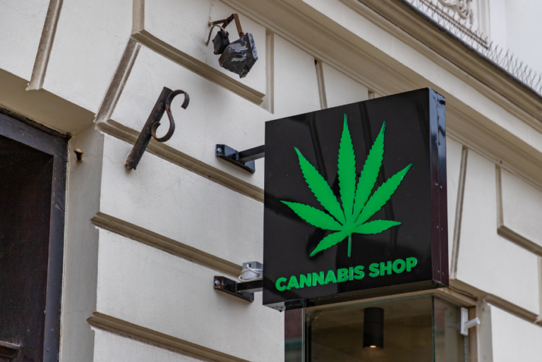 Majority of Australians want a legalised cannabis market